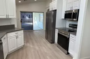 35453 Canteen, Thousand Palms, CA 92276 - Photo 16