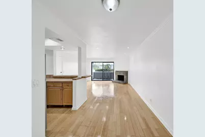 7307 Haskell Avenue #4, Van Nuys, CA 91406 - Photo 18