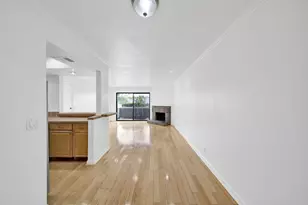 7307 Haskell Ave, Van Nuys, CA 91406 - Photo 18