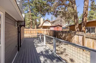 448 Cedar Ln, Sugarloaf, CA 92386 - Photo 24