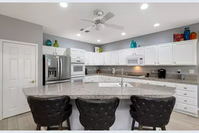 60477 Desert Shadows Drive, La Quinta, CA 92253 - Photo 10
