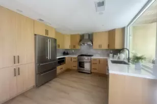 211 Las Lomas, Palm Desert, CA 92260 - Photo 8