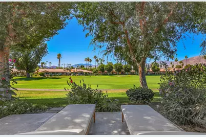 211 Las Lomas, Palm Desert, CA 92260 - Photo 22