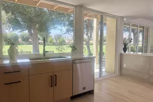 211 Las Lomas, Palm Desert, CA 92260 - Photo 10