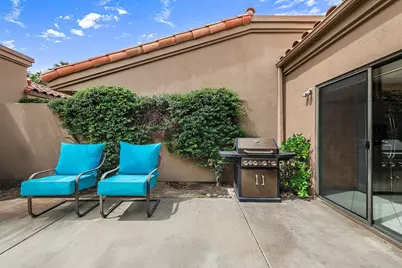 38689 Nasturtium Way, Palm Desert, CA 92211 - Photo 4