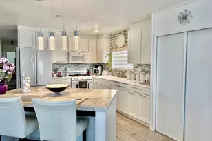 38890 Desert Greens Dr W, Palm Desert, CA 92260 - Photo 4