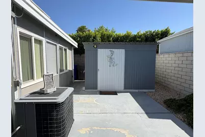 39049 Desert Greens Drive E, Palm Desert, CA 92260 - Photo 24