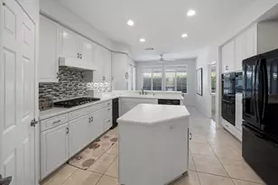 17 Belmonte Dr, Palm Desert, CA 92211 - Photo 14