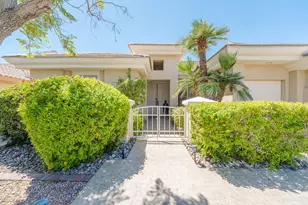78907 Fountain Hills Dr, Palm Desert, CA 92211 - Photo 2