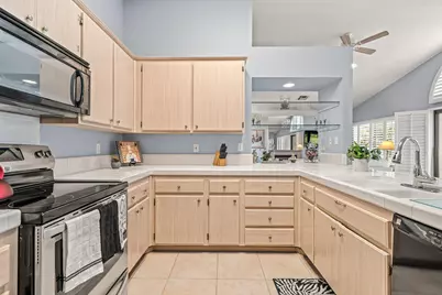 42635 Adalin Way, Palm Desert, CA 92211 - Photo 10