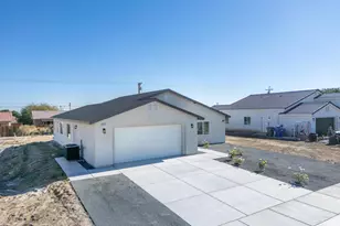 2864 Vista Ave, Thermal, CA 92274 - Photo 10