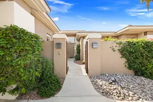 867 Arrowhead Dr, Palm Desert, CA 92211 - Photo 8
