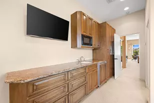 867 Arrowhead Dr, Palm Desert, CA 92211 - Photo 56