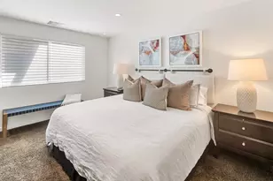 286 Green Mountain Dr, Palm Desert, CA 92211 - Photo 22