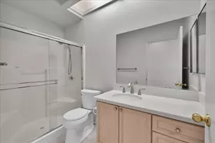 36719 Avenida Del Sol, Cathedral City, CA 92234 - Photo 24