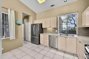 36719 Avenida Del Sol, Cathedral City, CA 92234 - Photo 14