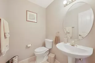 54 Sutton Pl E, Palm Desert, CA 92211 - Photo 24