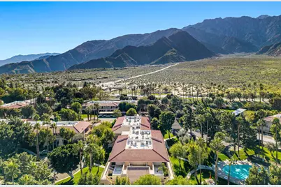 675 N Los Felices Circle W #204, Palm Springs, CA 92262 - Photo 2