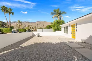 1372 E Camino Primrose, Palm Springs, CA 92264 - Photo 14
