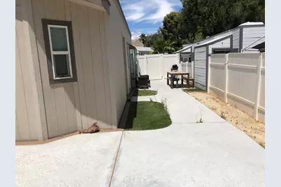 74711 Dillon Rd Spc 24, Desert Hot Springs, CA 92241 - Photo 6
