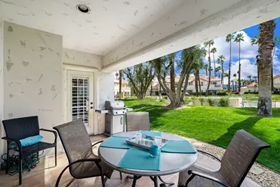 131 Desert Falls Circle, Palm Desert, CA 92211 - Photo 4