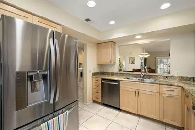 131 Desert Falls Circle, Palm Desert, CA 92211 - Photo 20