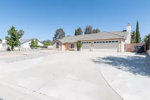 27250 Darlene Dr, Moreno Valley, CA 92555 - Photo 6
