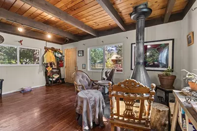 566 Santa Barbara Avenue, Sugarloaf, CA 92386 - Photo 12