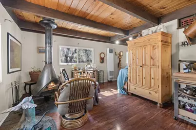 566 Santa Barbara Avenue, Sugarloaf, CA 92386 - Photo 10