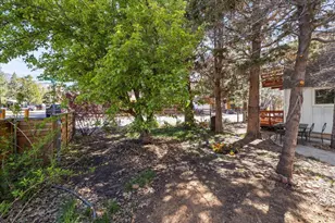 566 Santa Barbara Ave, Sugarloaf, CA 92386 - Photo 6
