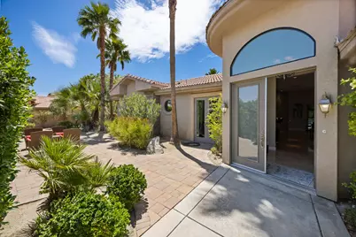 107 Rancho Vista Lane, Rancho Mirage, CA 92270 - Photo 4