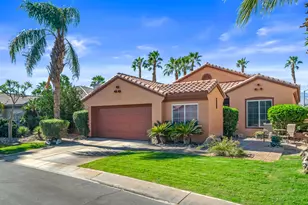 44129 Royal Troon Dr, Indio, CA 92201 - Photo 2