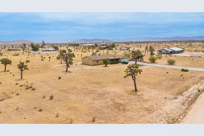 1823 Hilton Avenue, Yucca Valley, CA 92284 - Photo 32