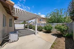 962 Oakland Hills Dr, Banning, CA 92220 - Photo 34