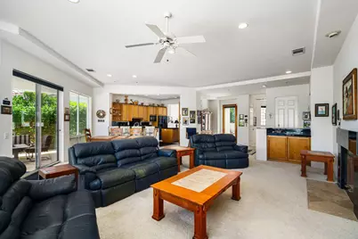 78730 Castle Pines Drive, La Quinta, CA 92253 - Photo 6