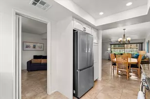 5794 Los Coyotes Dr, Palm Springs, CA 92264 - Photo 10