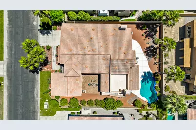 81579 Rancho Santana Drive, La Quinta, CA 92253 - Photo 38