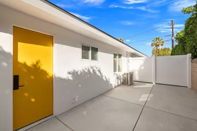 1372 E Camino Primrose E, Palm Springs, CA 92264 - Photo 24
