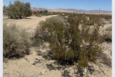 16 Woodward Avenue, 29 Palms, CA 92277 - Photo 12