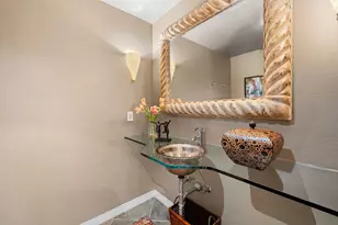 8 Rutgers Ct, Rancho Mirage, CA 92270 - Photo 38