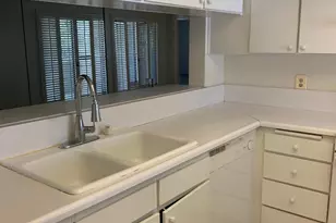 353 E Via Escuela, Palm Springs, CA 92262 - Photo 8