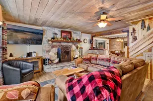 42665 Peregrine Ave, Big Bear Lake, CA 92315 - Photo 2