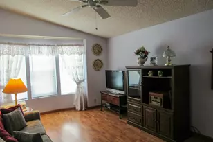 38521 Commons Valley Dr, Palm Desert, CA 92260 - Photo 6