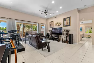 37616 Pineknoll Avenue, Palm Desert, CA 92211 - Photo 8