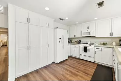 178 Gran Via, Palm Desert, CA 92260 - Photo 32