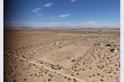 971 Center, Joshua Tree, CA 92252 - Photo 8