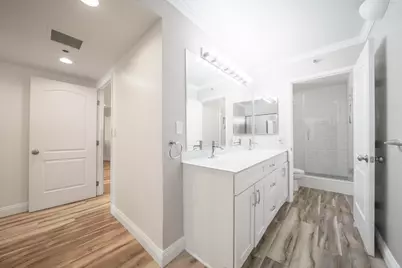 600 W 9th Street #305, Los Angeles, CA 90015 - Photo 6