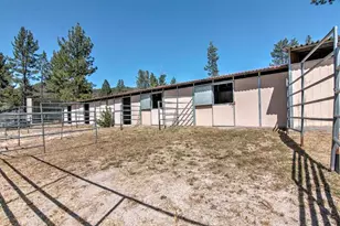 35290 Butterfly Peak Rd, Mountain Center, CA 92561 - Photo 16