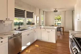435 Cambridge Dr, Burbank, CA 91504 - Photo 8