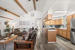 109 E Country Club Blvd, Big Bear City, CA 92314 - Photo 6